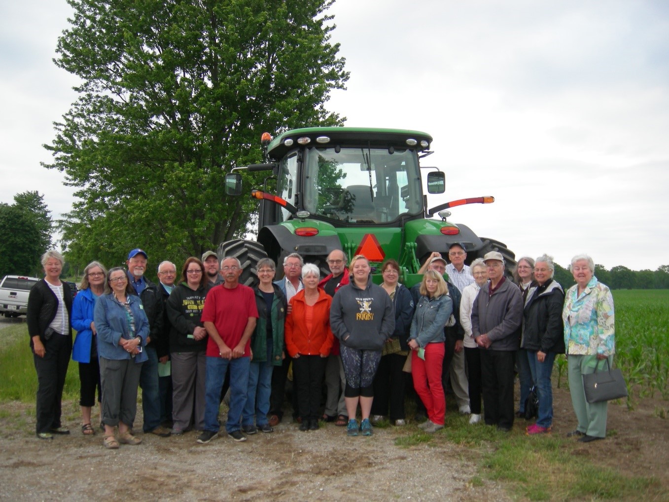 https://staging.foodgrainsbank.ca/wp-content/uploads/2020/09/ontario-harvest16.jpg